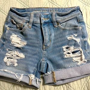 American Eagle Light Wash Denim Shorts Size 0